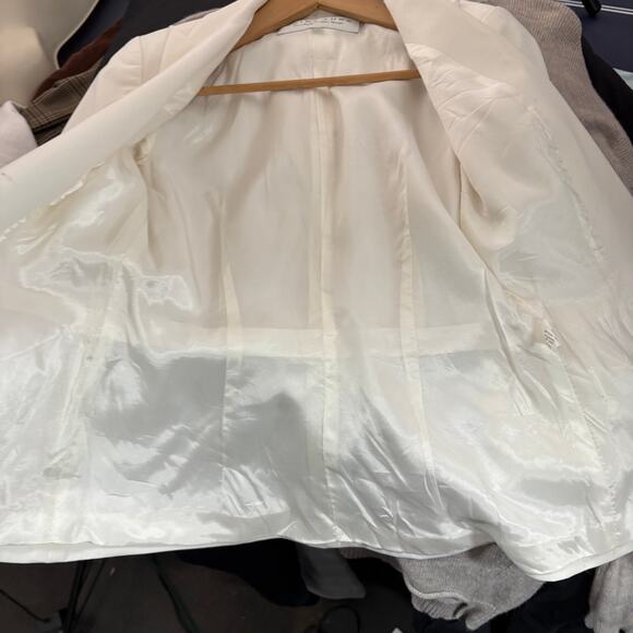 Trina Turk Clasp Front Blazer Cream Career Casual 3/4 Sleeve - 6 - Picture 4 of 6